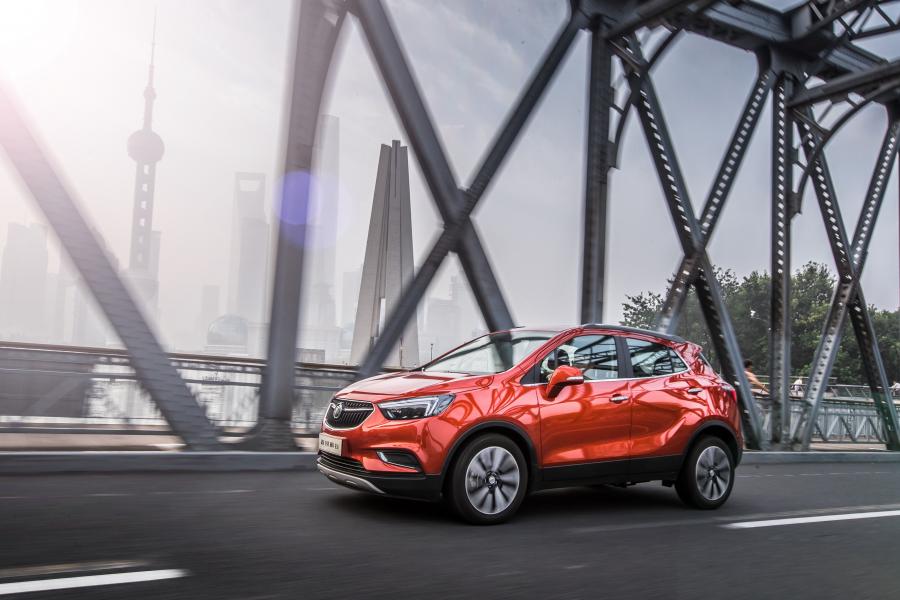  Buick Encore 2016 года  (CN) (фото 4 из 30)